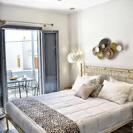 Ξενοδοχείο με διαμερίσματα Naxos Enjoy Naxos City