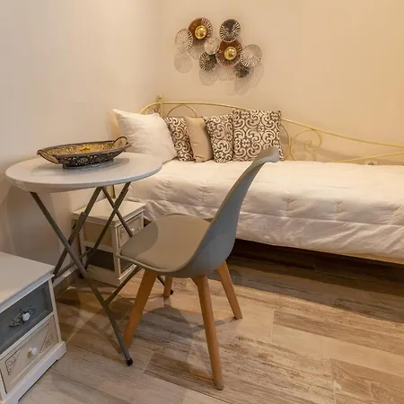 Naxos Enjoy Aparthotel 4*