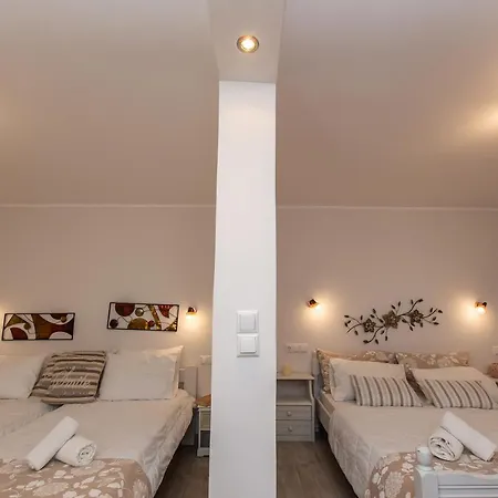 Naxos Enjoy 3* Naxos City