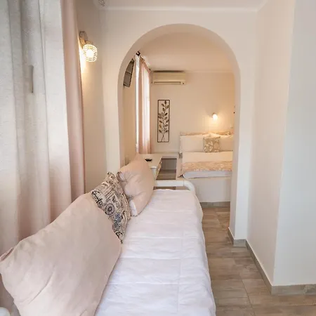 Апарт-отель Naxos Enjoy Naxos City