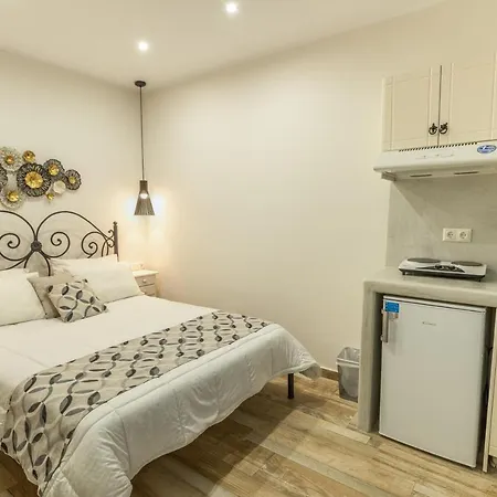 Naxos Enjoy Lägenhetshotell