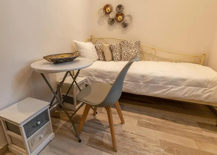 Naxos Enjoy Aparthotel 4*